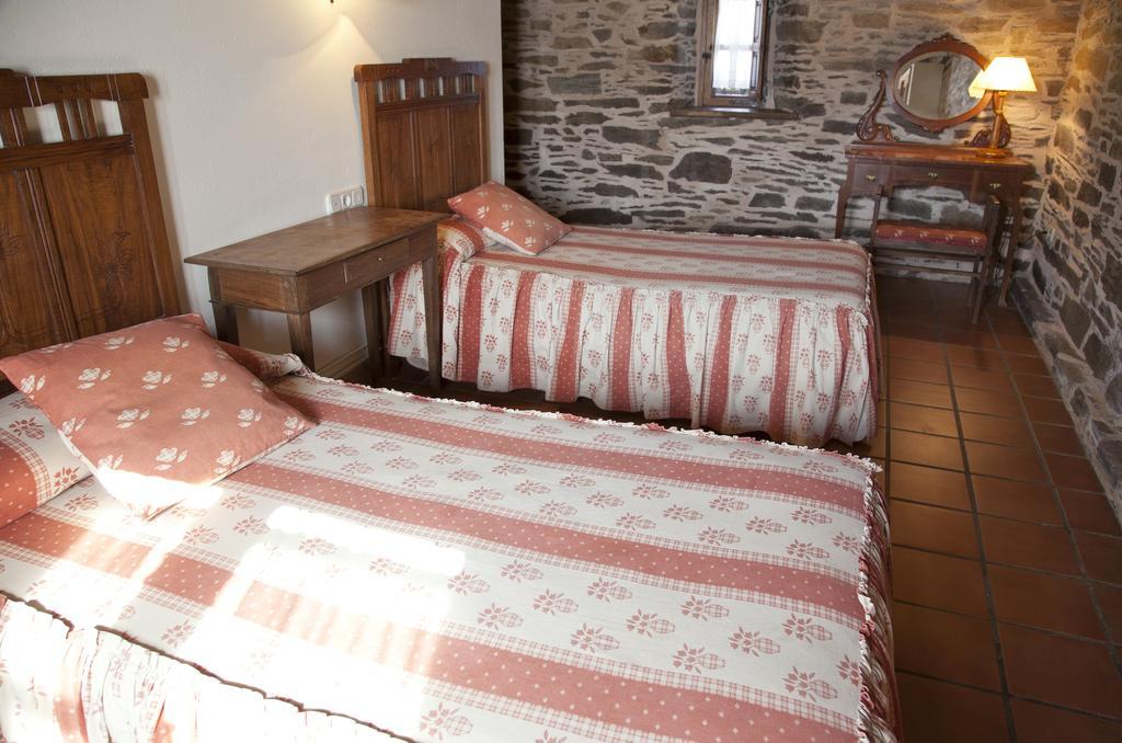 Pazo De Andeade Guest House ห้อง รูปภาพ