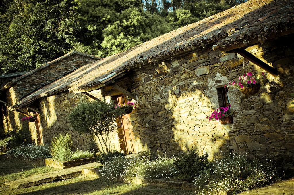 Pazo De Andeade Guest House ภายนอก รูปภาพ